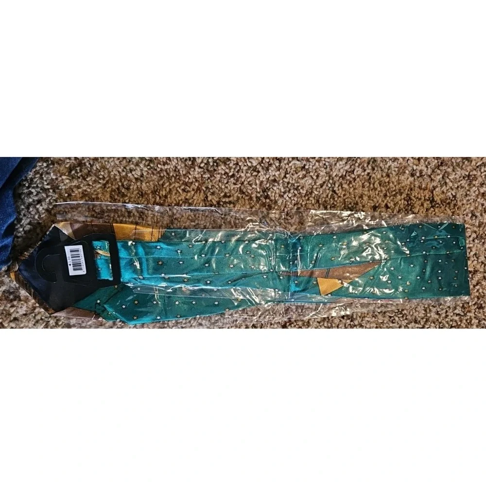 Hallmark Men Tie With Santa‎ With His Bag Of Prizes Climbing Sky Balloon Ladder